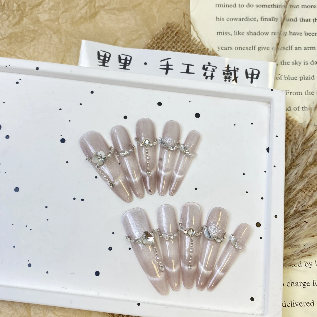 【白玫瑰】超长4.0光粉猫眼轻奢纯手工穿戴甲清冷细闪堆钻冰封玫瑰G