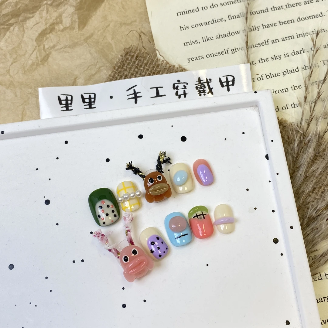 【大嘴巴】豆豆甲纯手工穿戴甲新款多巴胺童趣香肠嘴超可爱短方圆H