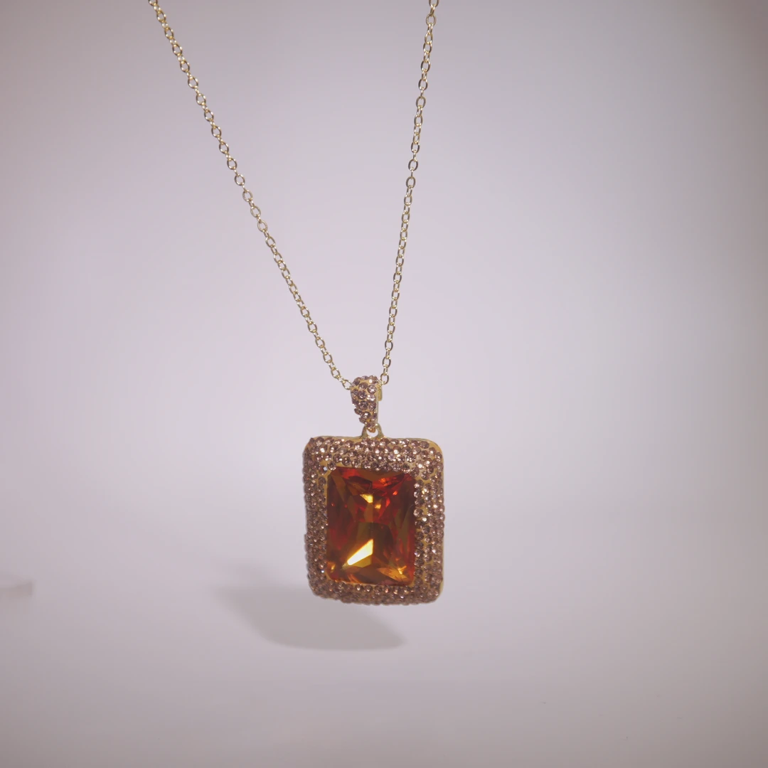 合金石英石项链 美拉德色系方块变色石项链