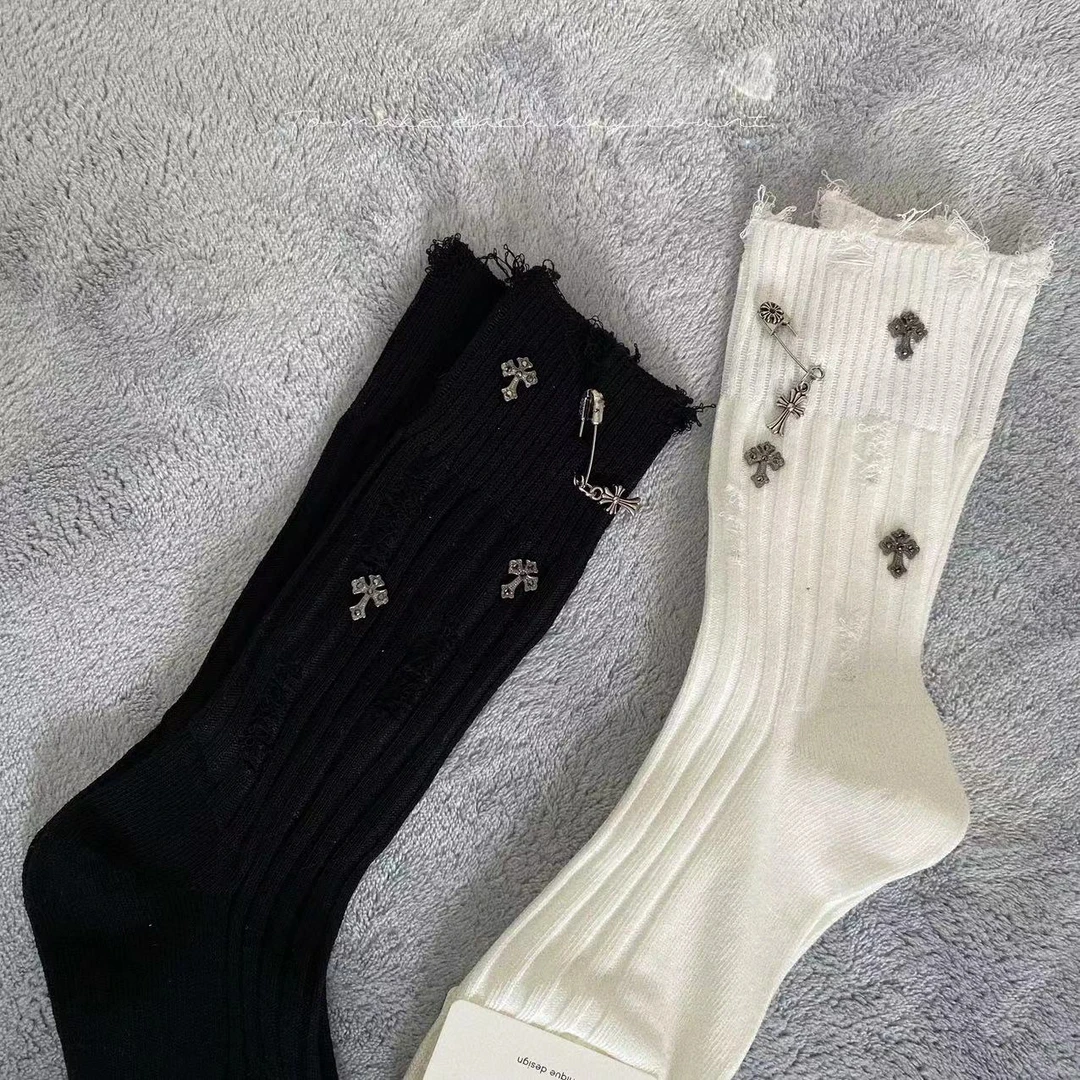 袜子女复古春夏新款金属克潮袜破洞乞丐堆堆纯棉网红中筒洞洞个性