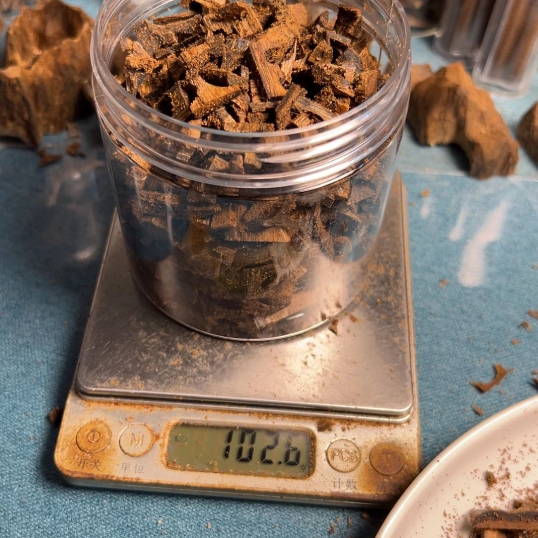 斑纹漆（虎斑木）好**生车珠老料100克