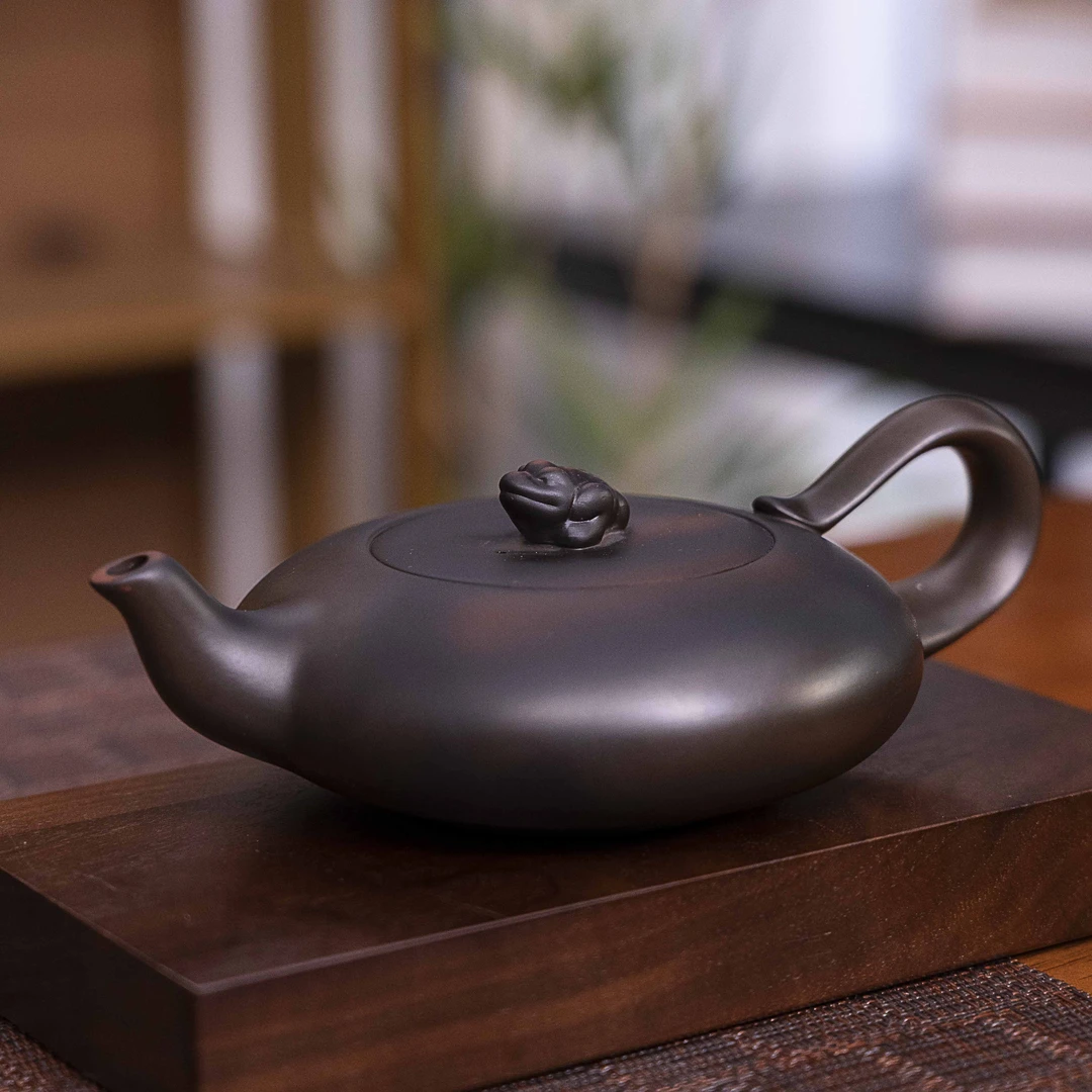 紫陶金蟾凤鸣壶-200毫升（林世科）