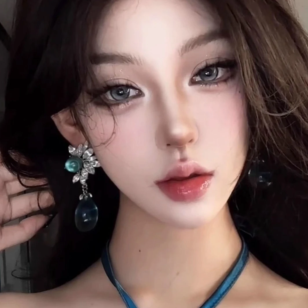 2024新款复古气质蓝色水滴耳环夸张大耳饰晚宴耳夹耳钉