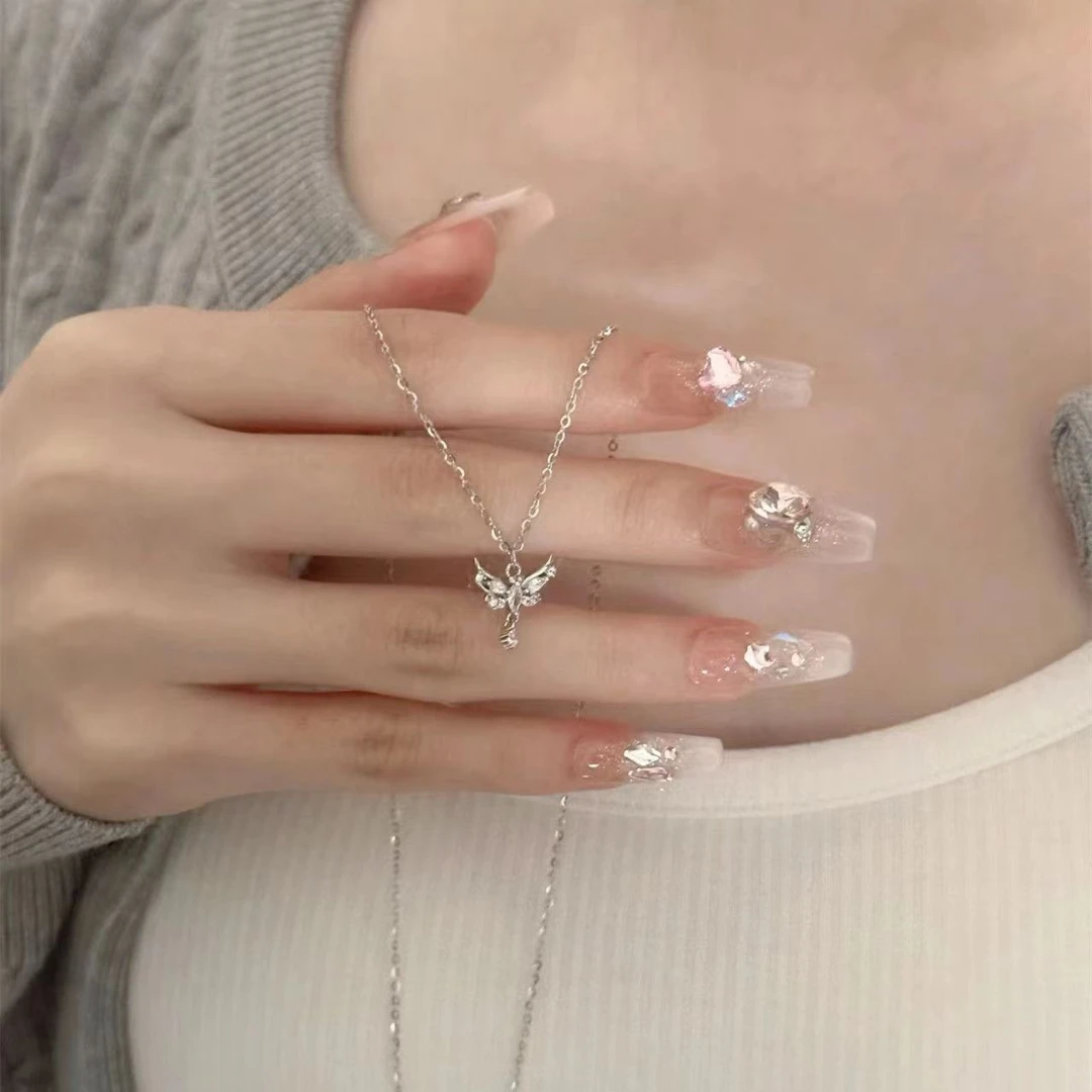 合金仿水晶项链 自由之翼蝴蝶项链女ins轻奢小众高级锁骨链送女友
