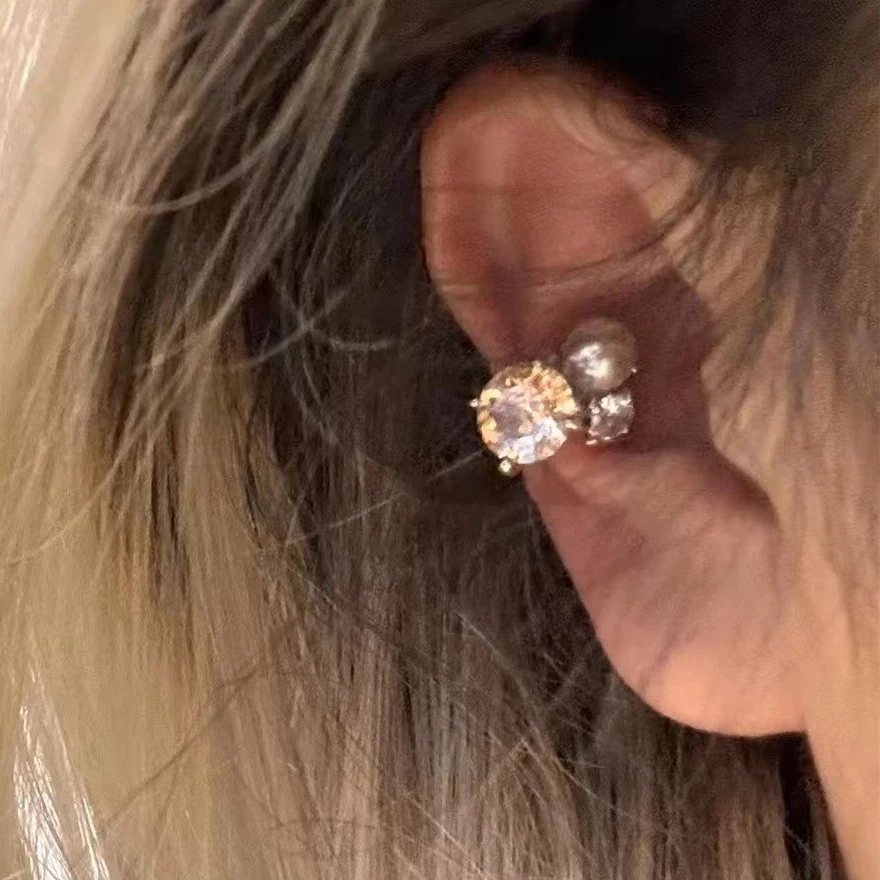 爆闪耳骨夹女小众设计感无痛无耳洞耳夹百搭耳饰