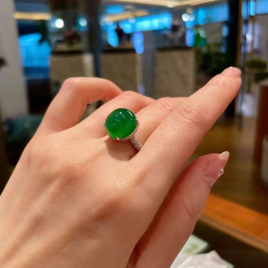 玉髓 【H34】气质简约绿色可调节蛋面戒指