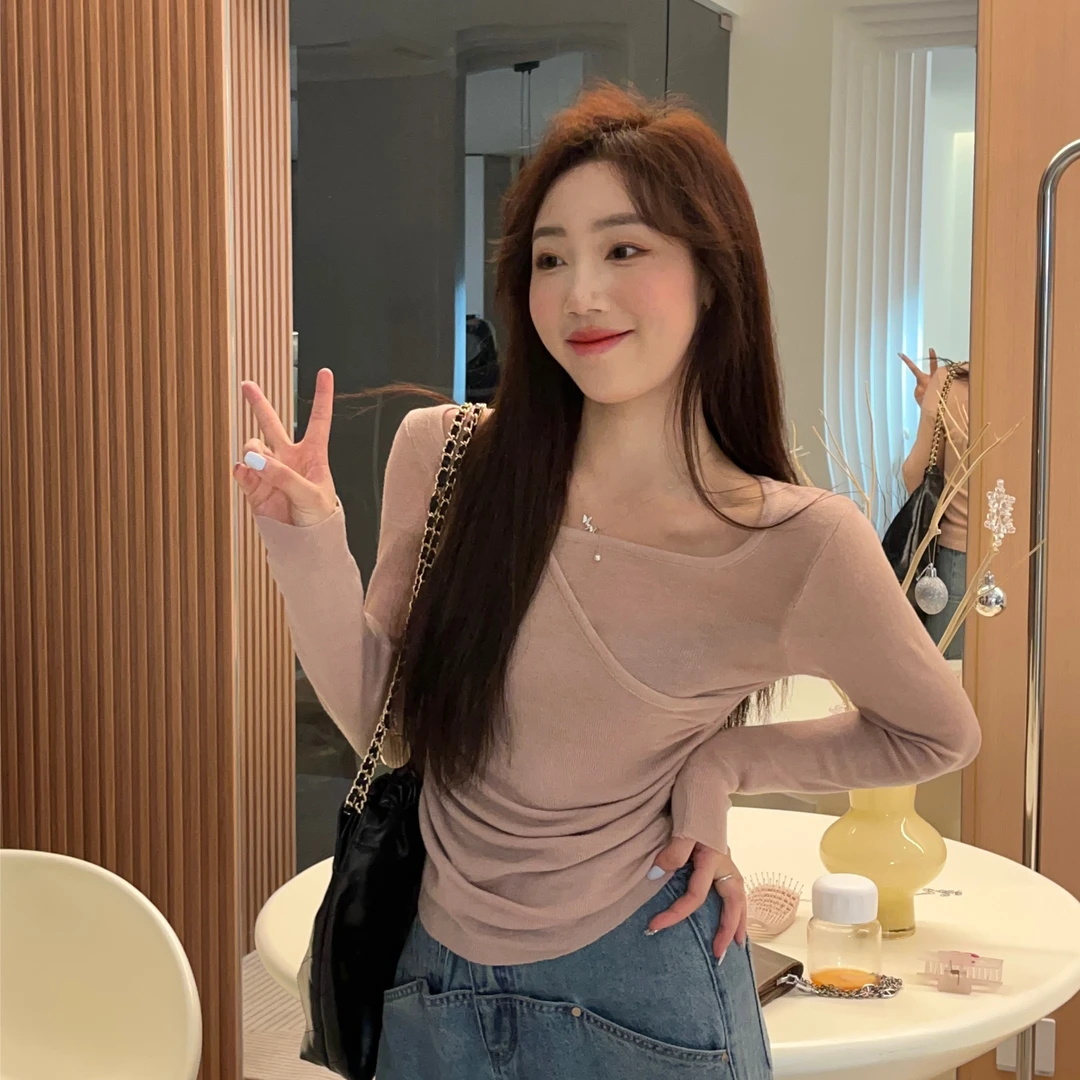 YPP！【港岛女孩】秋款设计百搭感秋季ins长袖修身假两件显瘦针织衫