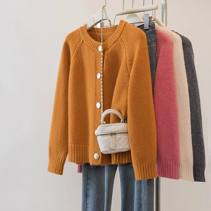 2024秋冬新款时尚显瘦加厚开衫圆领纽扣长袖毛衣008
