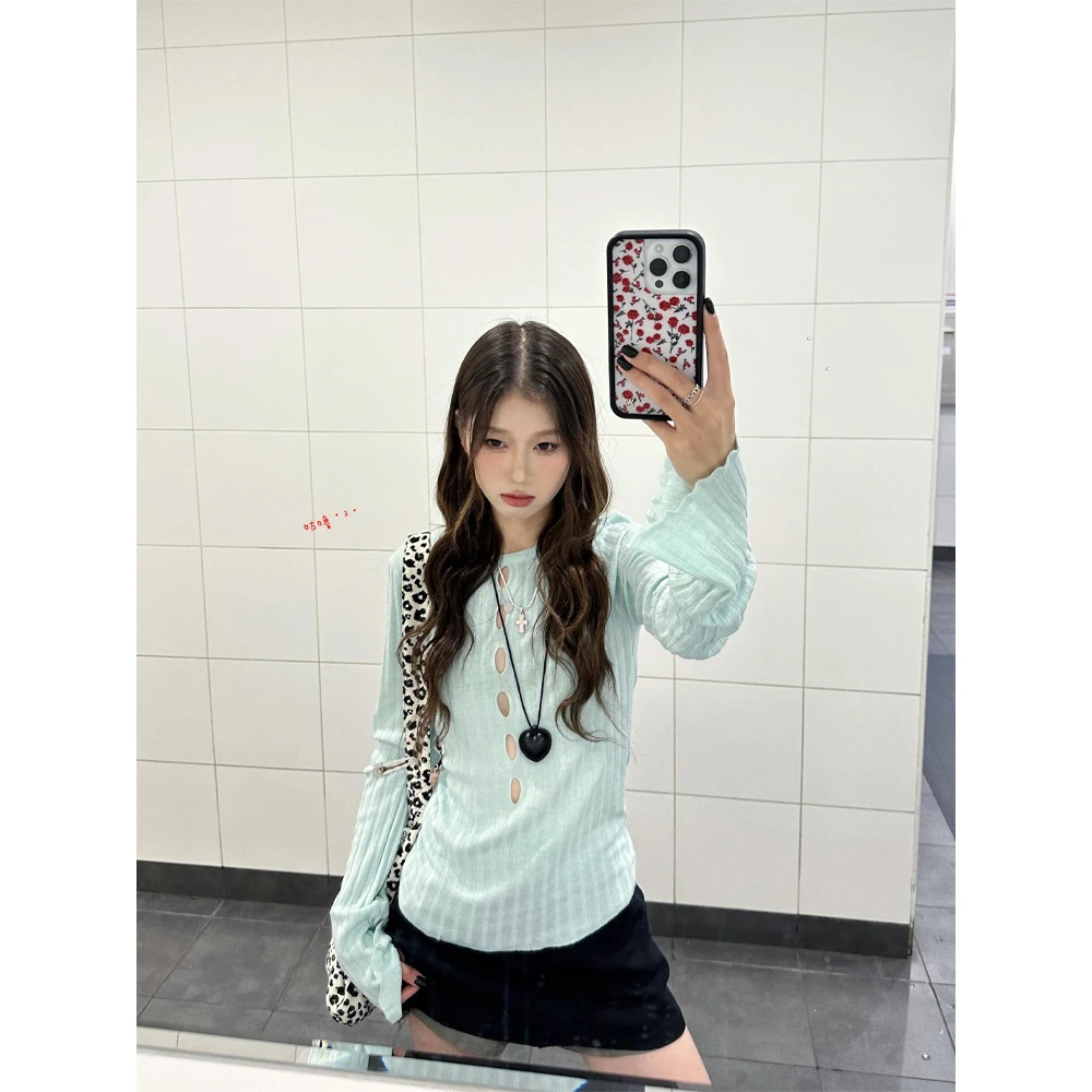 早秋季设计感镂空针织罩衫t恤女2024新款辣妹纯欲长袖上衣打底衫