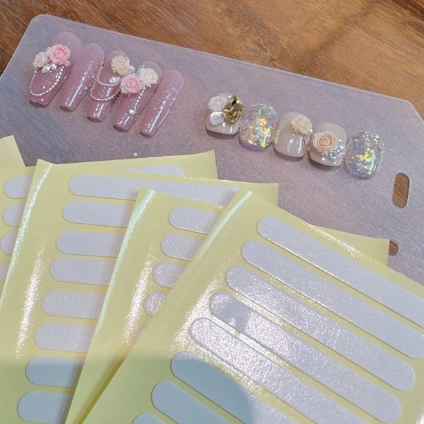 美甲款式打版用细款果冻贴20张