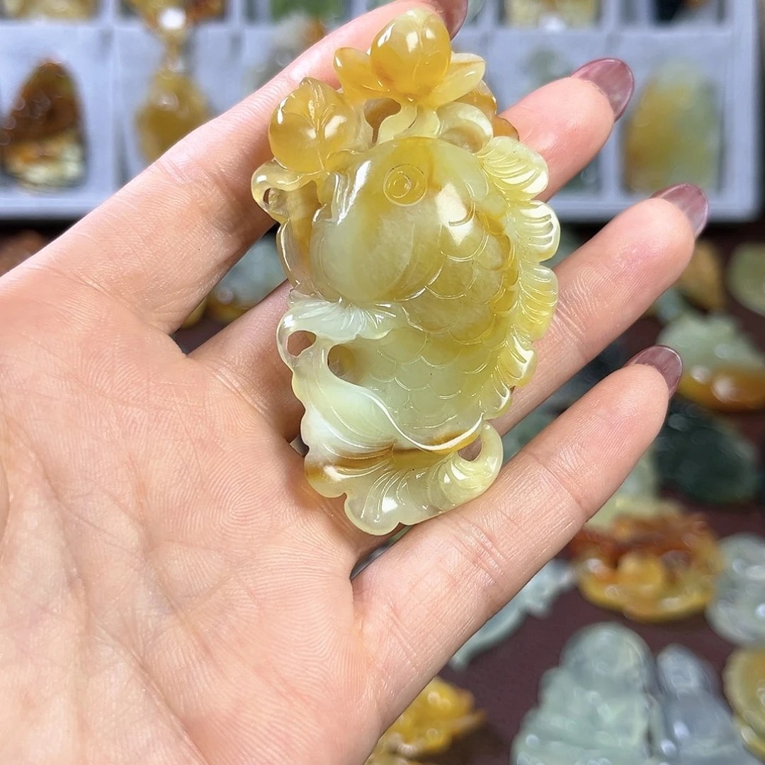 蛇纹石玉颈饰未镶嵌丁**?