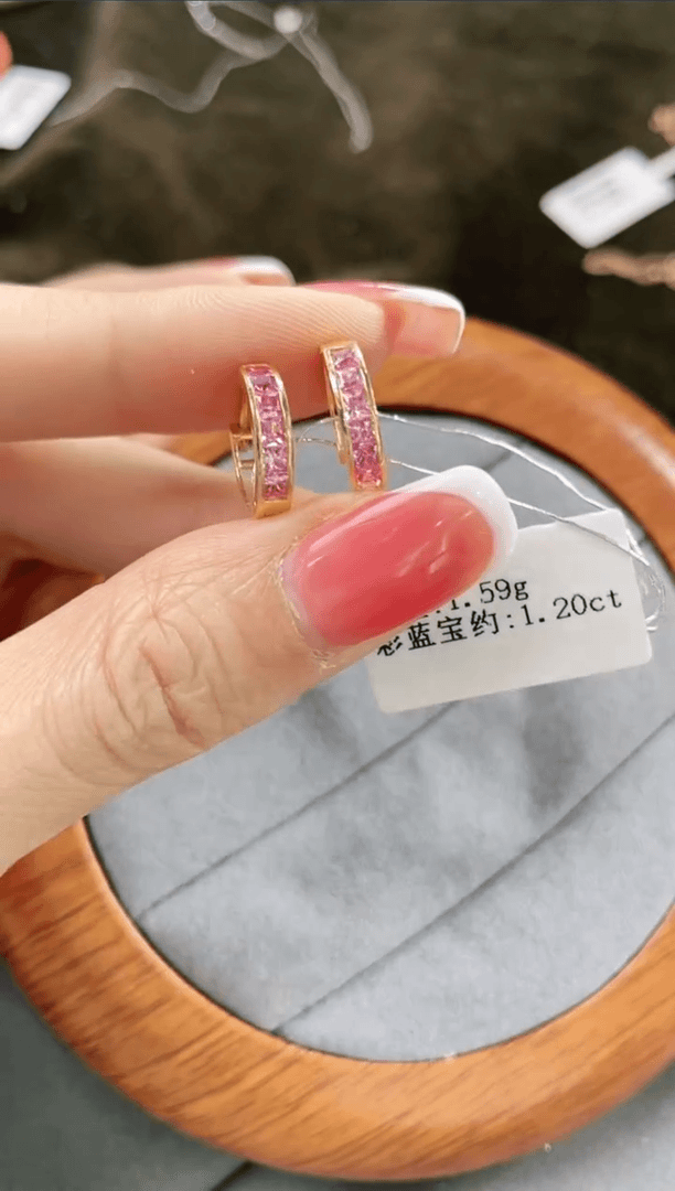【闪购商品】彩色蓝宝石耳饰18K金镶嵌1