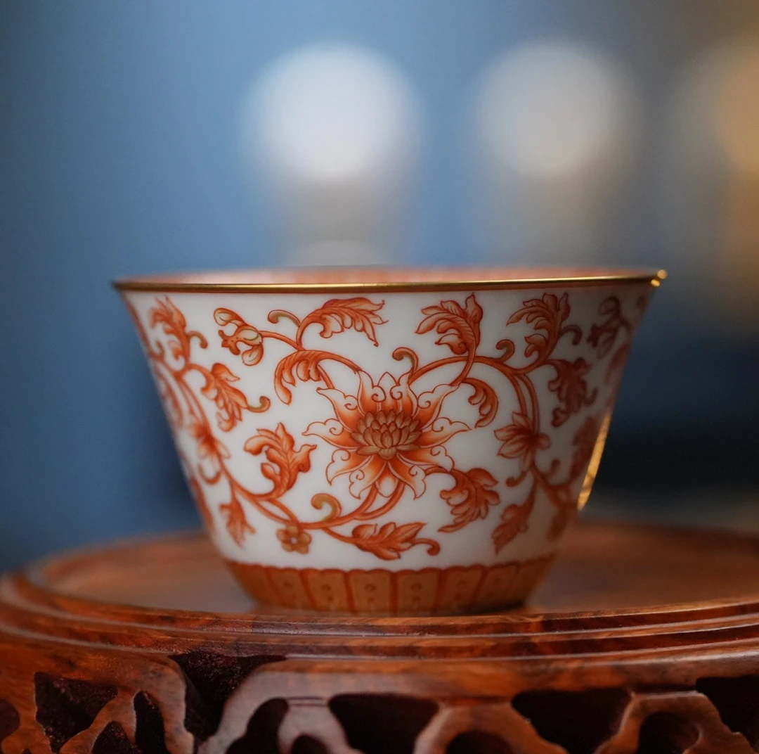 溢珍堂.矾红缠枝莲单杯