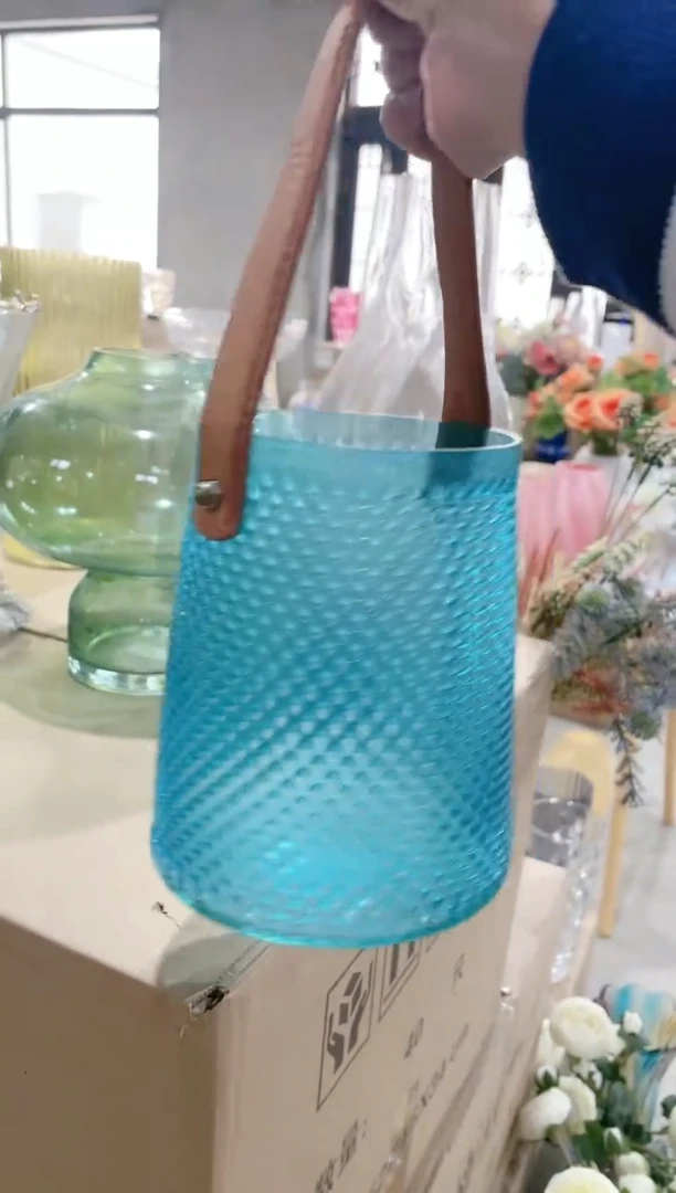 【闪购商品】蓝色手提小号