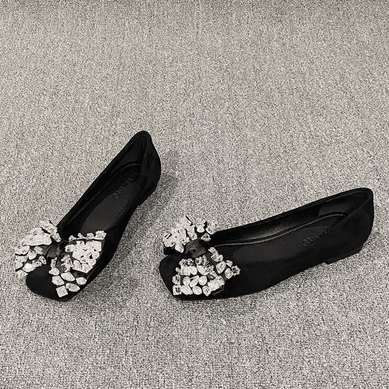 尖头平底鞋大码女鞋小香风单鞋百搭软底浅口夏季黑色春季方头温柔