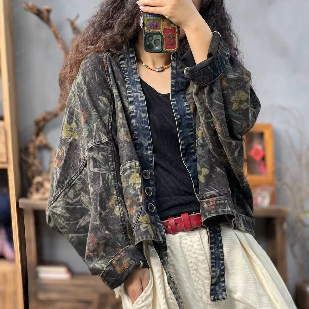 H  075 秋季新品花色夹克斗篷款短款女士外套 胸围150长58