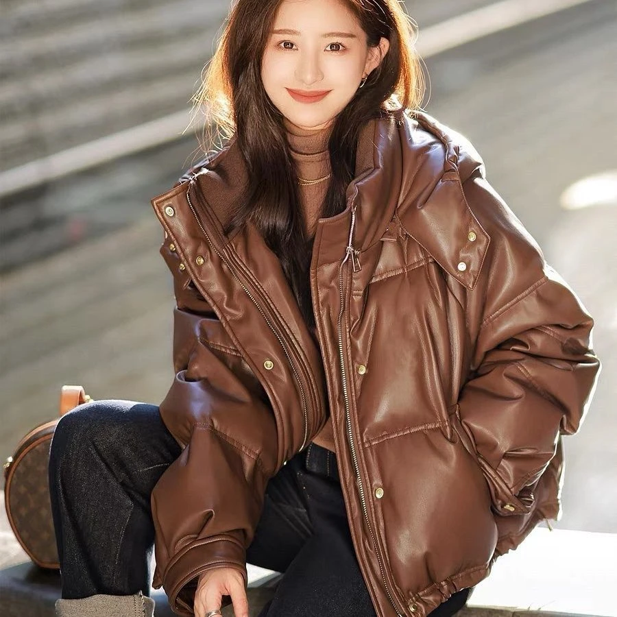 免洗防风保暖连帽羽绒服女2023冬季立领短款PU蛋白皮质鸭绒服外套