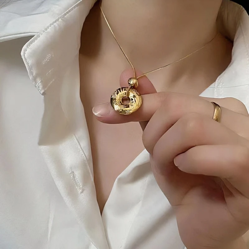 钛钢项链 复古福气临门平安扣蛇骨项链百搭小众锁骨链女颈链福牌