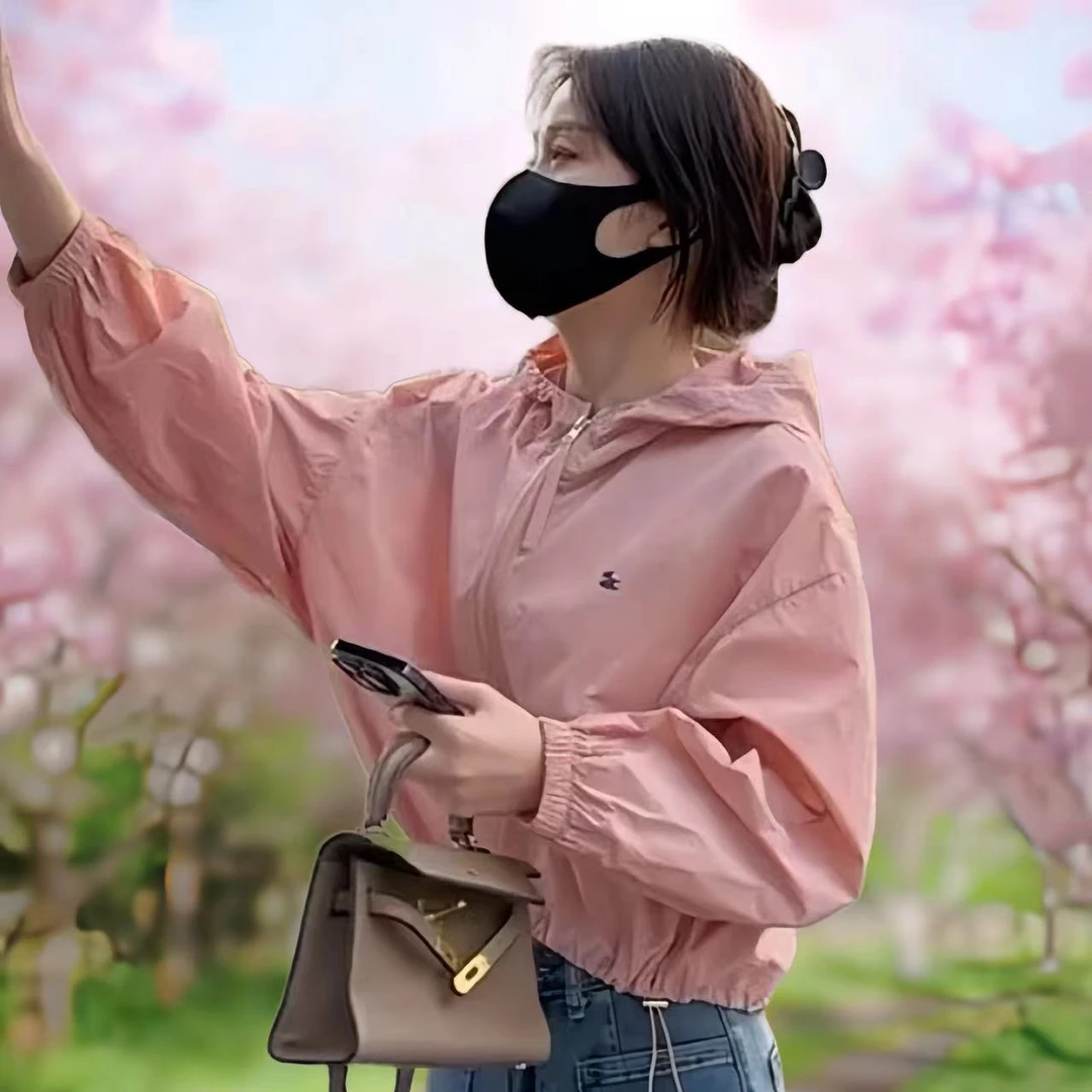 防晒衣女士夏季薄款连帽百搭户外时尚短款轻薄宽松透气休闲防晒服