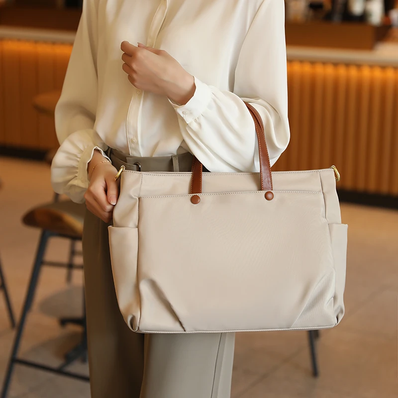 秋冬新款时尚女士电脑包14寸15.6寸笔记本包轻便通勤手提包公文包