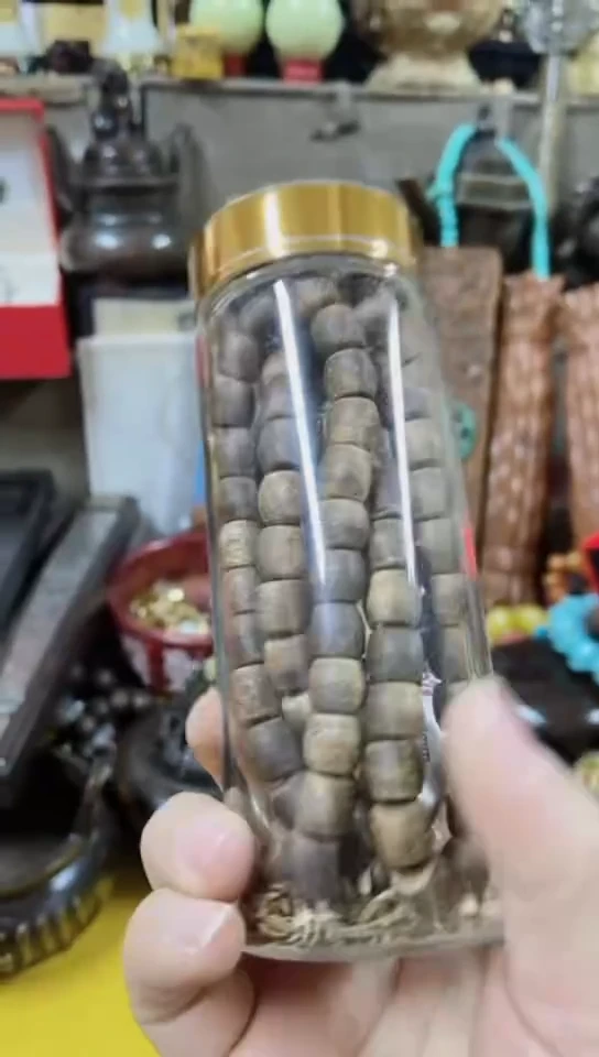 【闪购商品】瓷摆件yinggeqinanchen