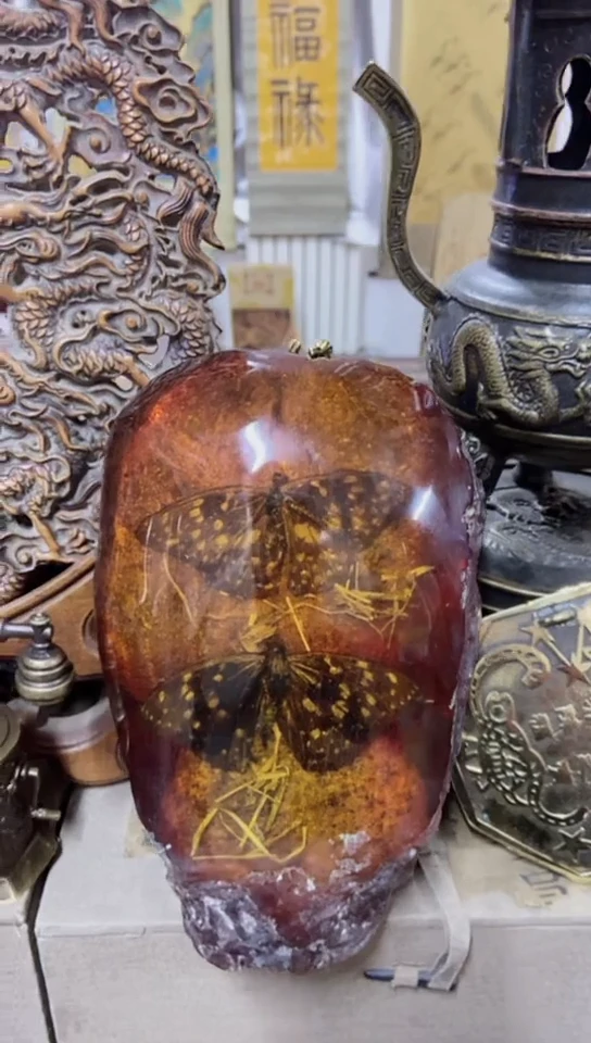 【闪购商品】瓷摆件hupohudie