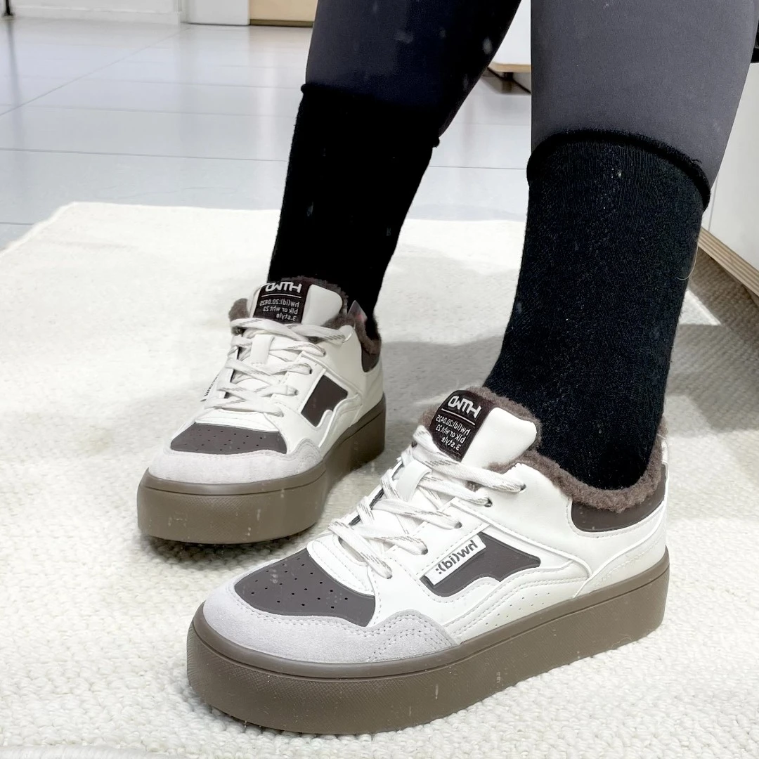 热风2024年冬季新款女士时尚休闲鞋H92W4405