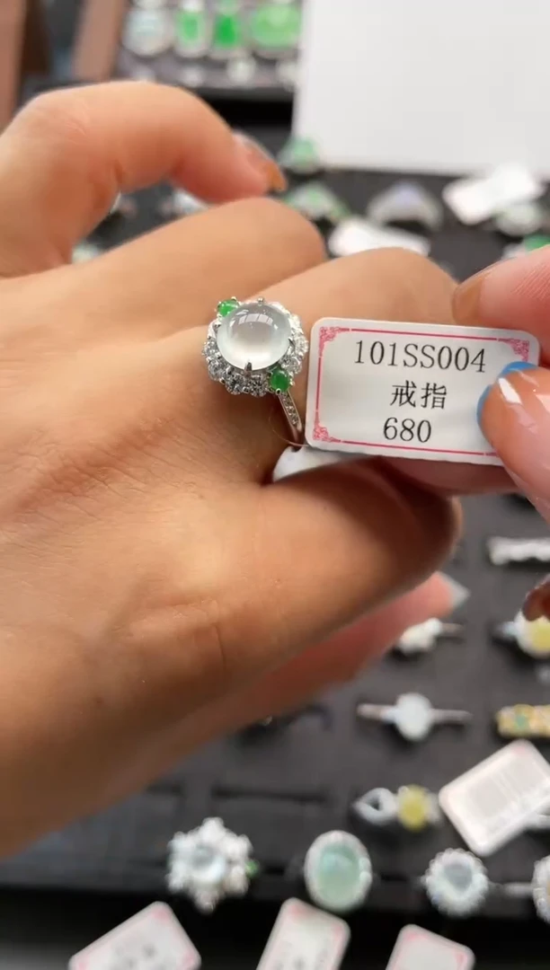 【闪购商品】翡翠戒指银S925镶嵌101SS004