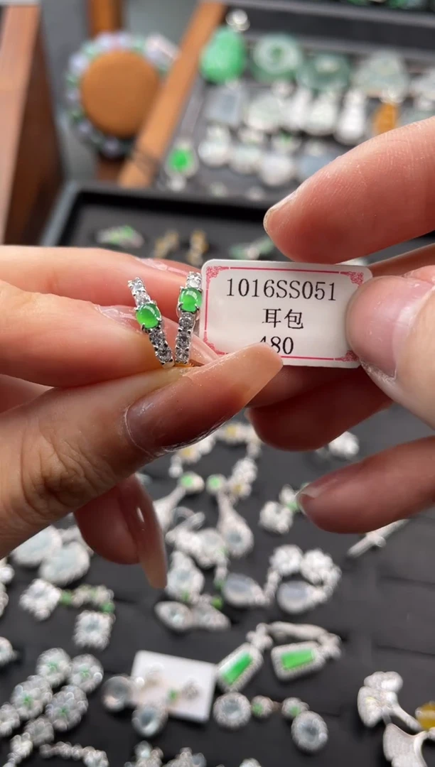 【闪购商品】翡翠耳饰银S925镶嵌1016SS051