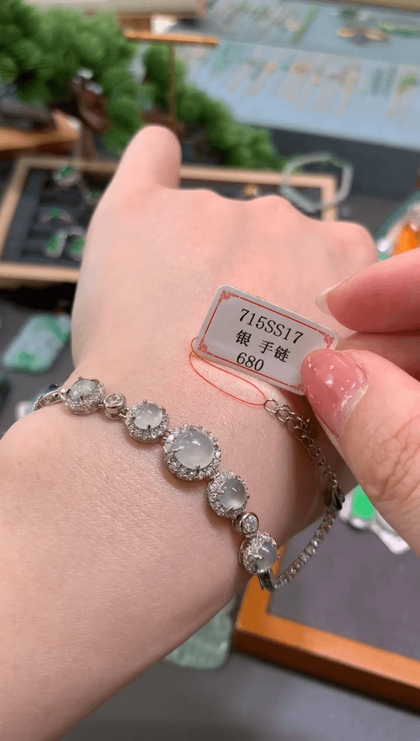 【闪购商品】翡翠手链银S925镶嵌715SS17