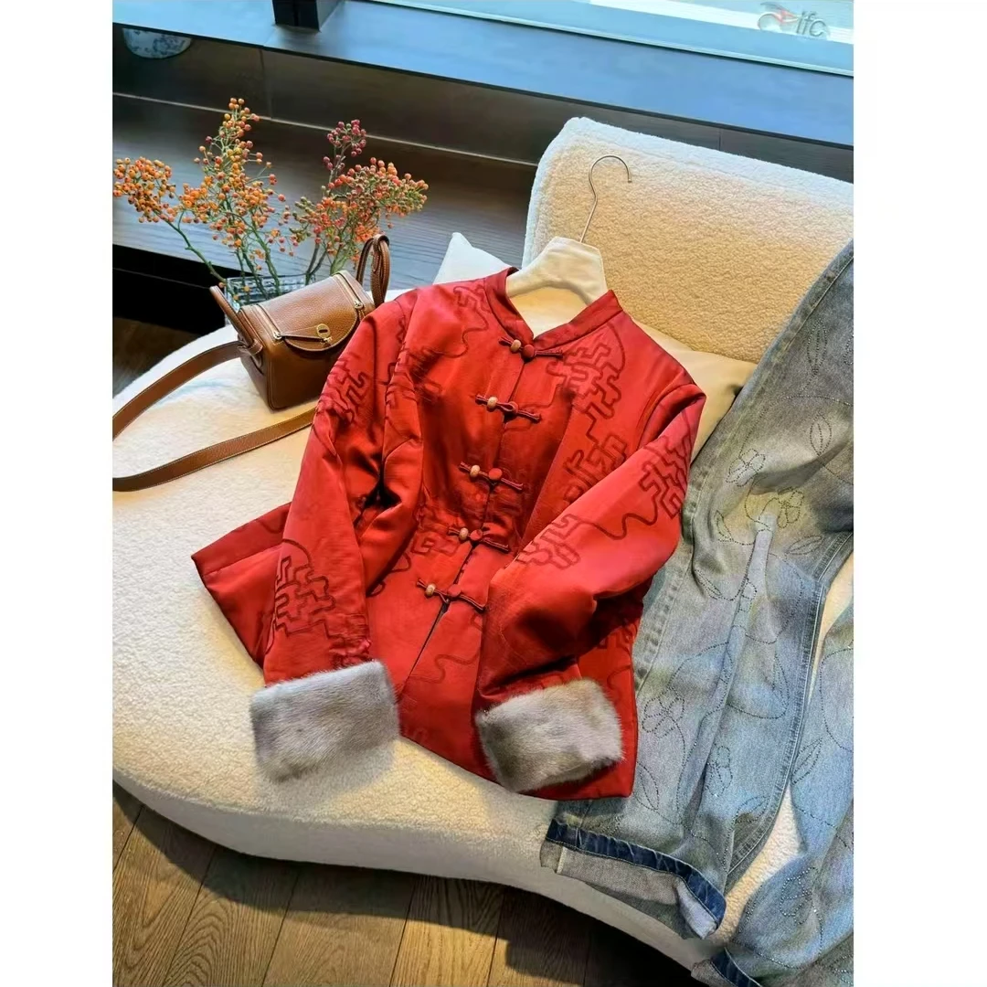 新中式国风红色棉服女2024冬季新款高级感盘扣提花拼接毛领袖外套