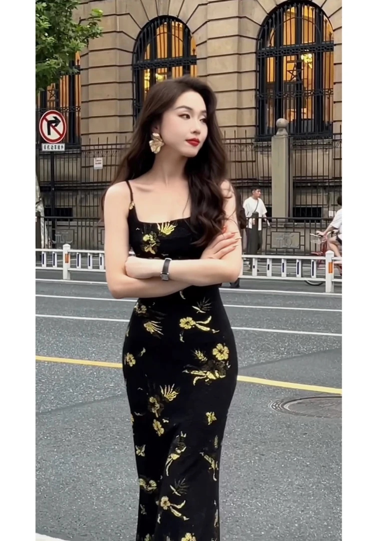 裁一2024新品烫金吊带连衣裙23-194