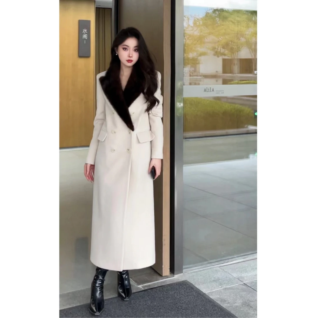 裁一水貂毛领绵羊毛外套23-180（卖完不补货！）