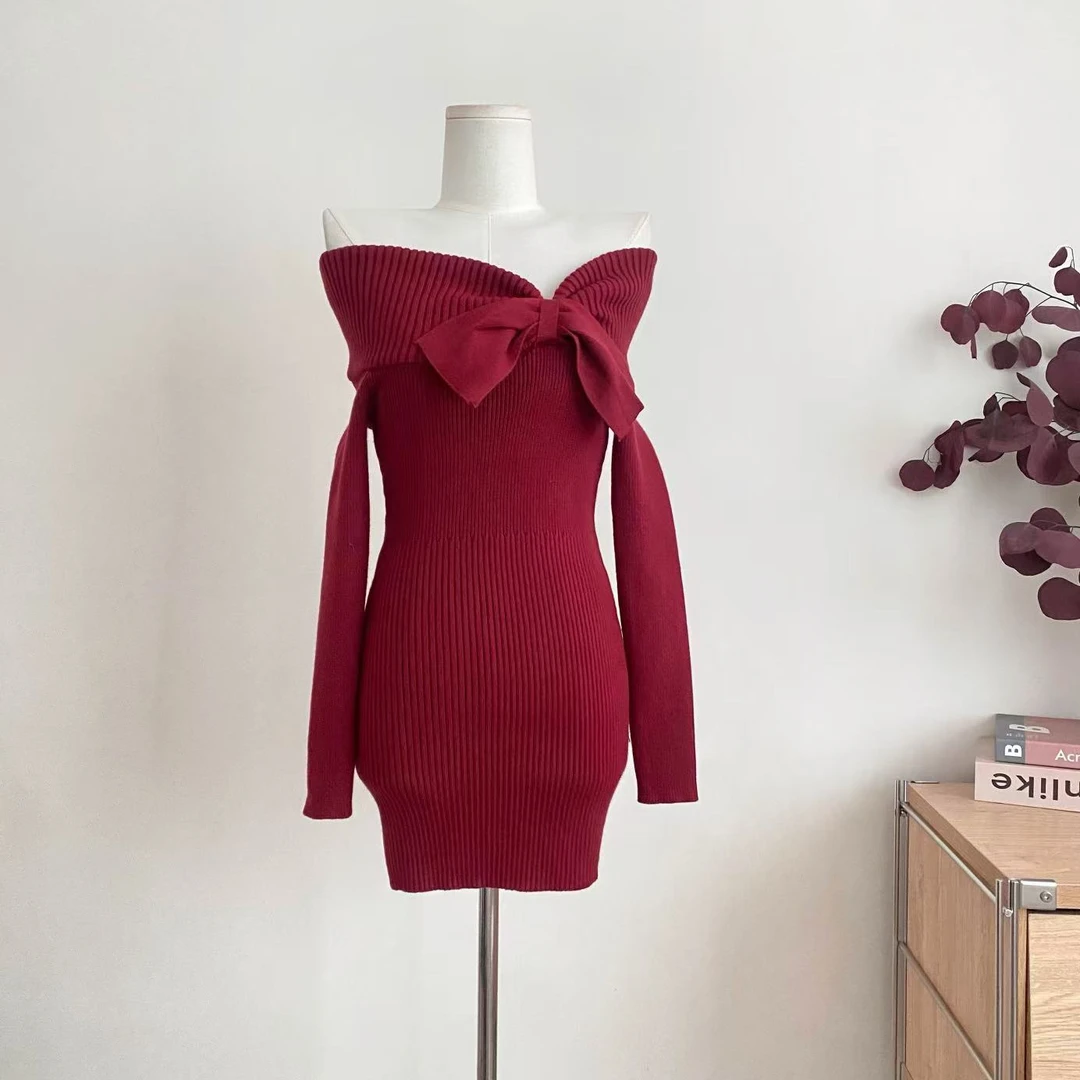 圣诞约会日一字肩蝴蝶结连衣裙