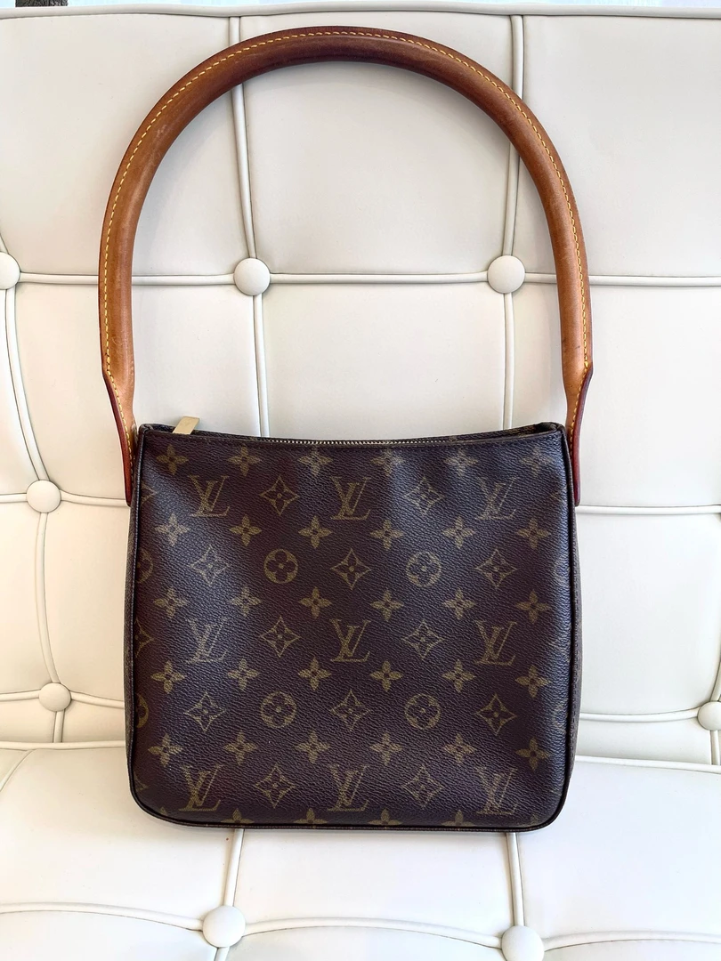 95新 LouisVuitton/路易威登 116701 lv looping 中号 腋下包