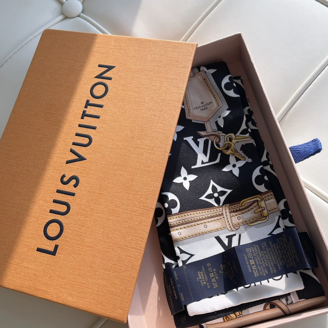 99新 LouisVuitton/路易威登 116325 lv丝巾束发带