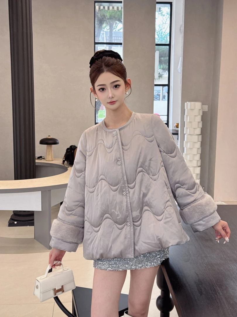 【风起沧澜】国风显瘦水貂 减龄时尚轻奢冬季鹅绒服女装58698