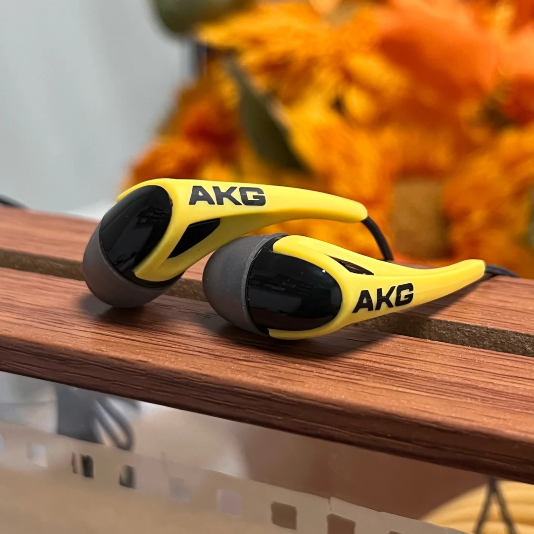 经典人声 四大品牌AK G K330入耳式有线耳机