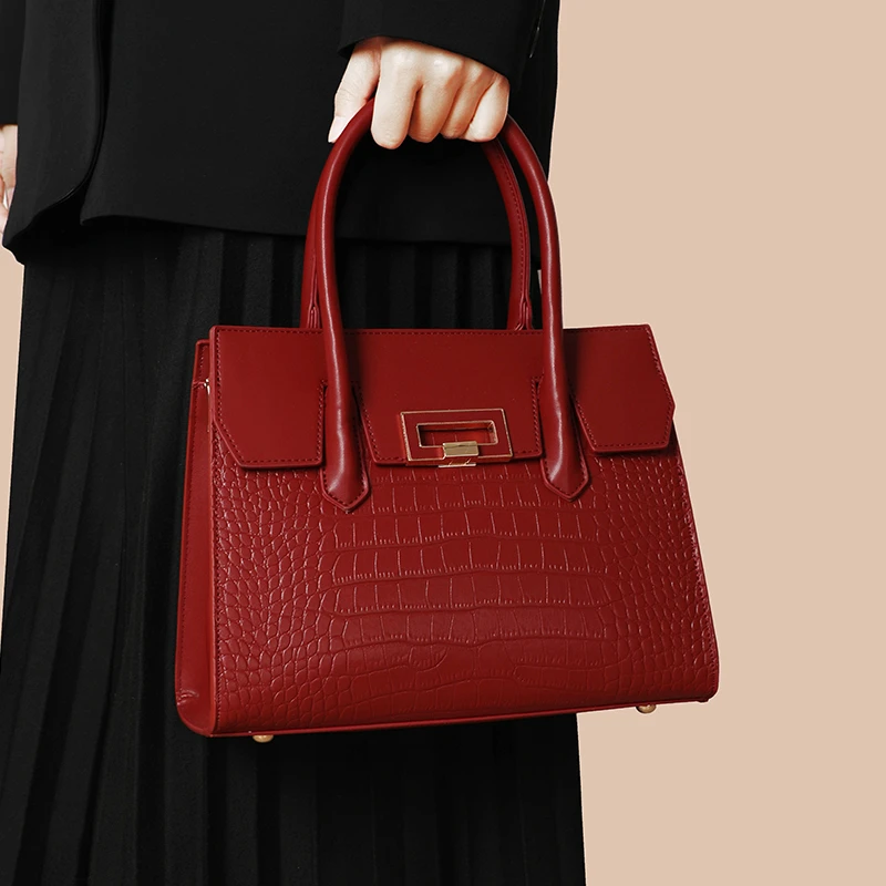 红色包包女妈妈包结婚大气鳄鱼纹手提包大容量高级感中式婆婆婚包