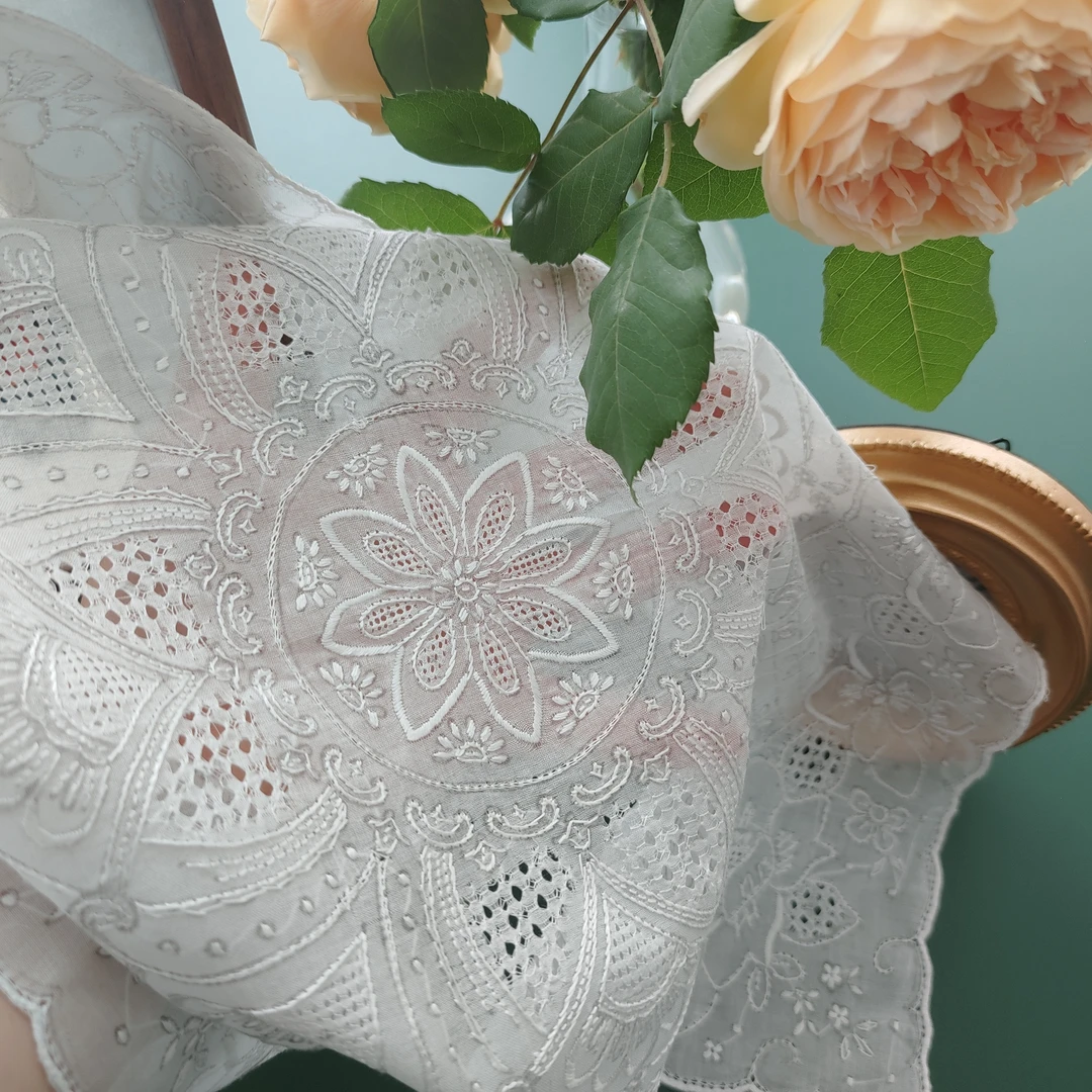 潮汕老绣品 手帕纯棉手工潮州绣镂空刺绣方巾手帕工艺品礼品