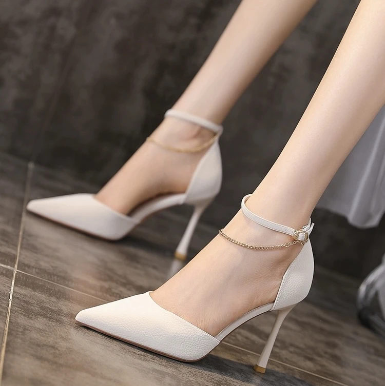 新款韩版气质链条一字带中空高跟女鞋春季夏季时尚百搭网红少女