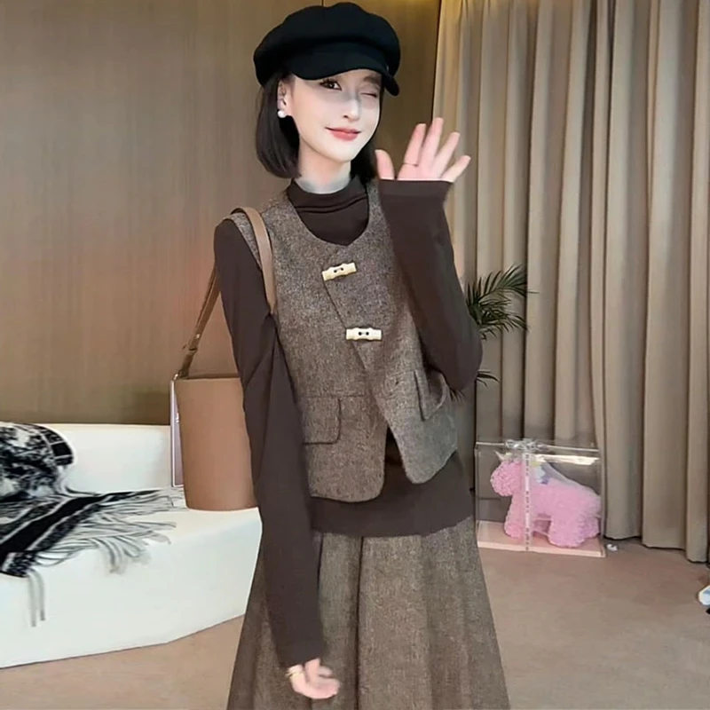 小香风马甲套装女2024秋冬气质穿搭轻奢高级感半身裙三件套显瘦