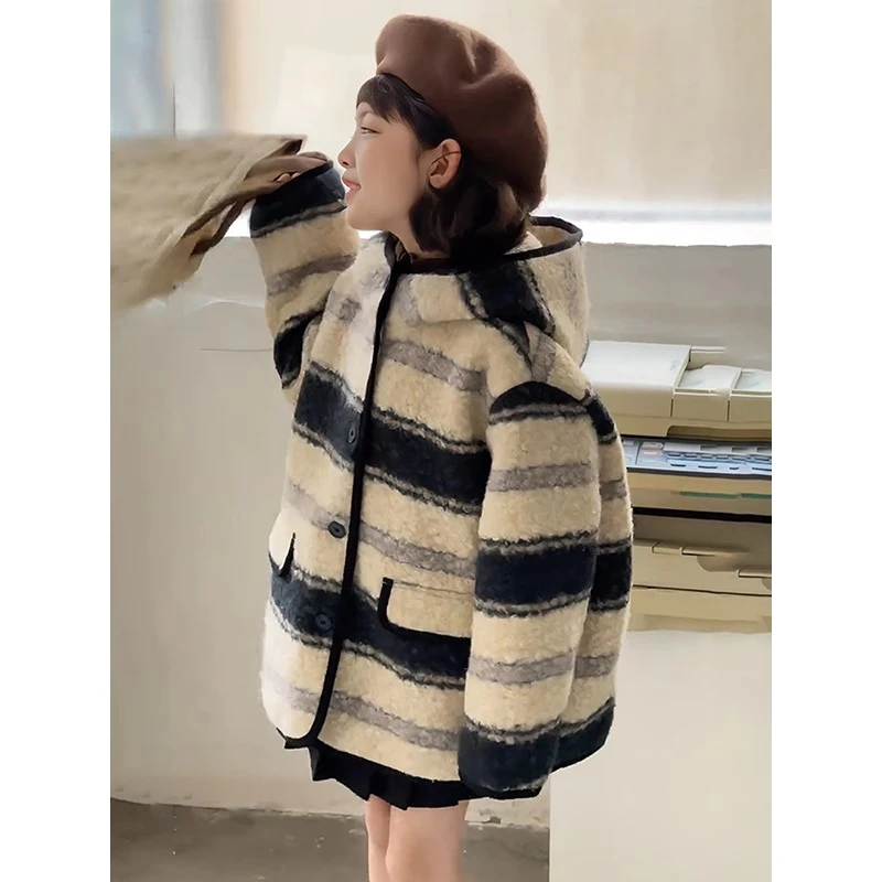 女童外套秋冬款2024新款女大童羊羔毛儿童冬季夹棉加厚羊羔绒大衣