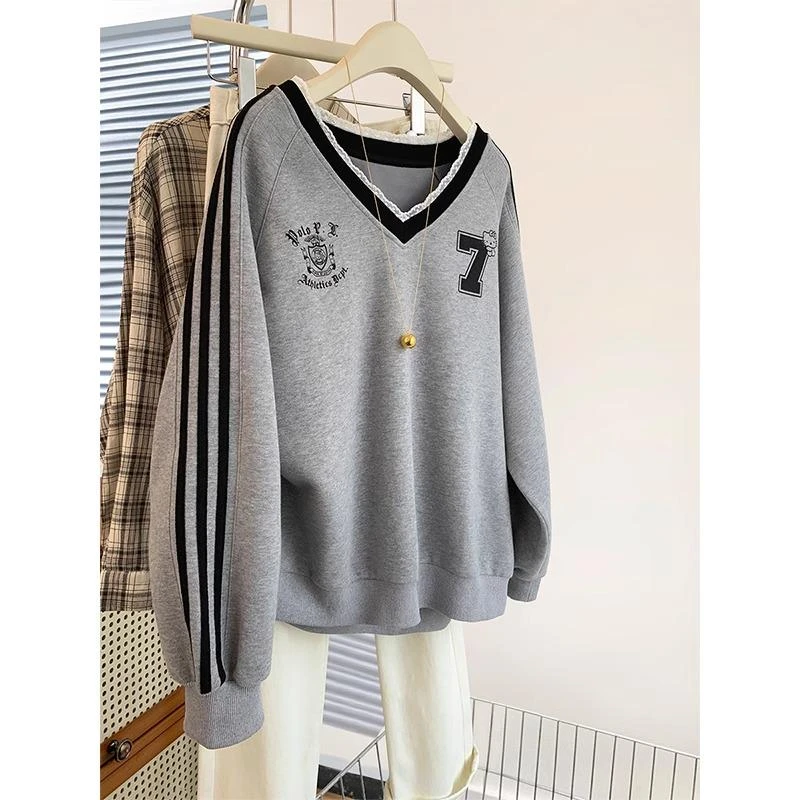 2025新款大码美式灰色v领卫衣女秋冬款设计感小众宽松慵懒风百搭