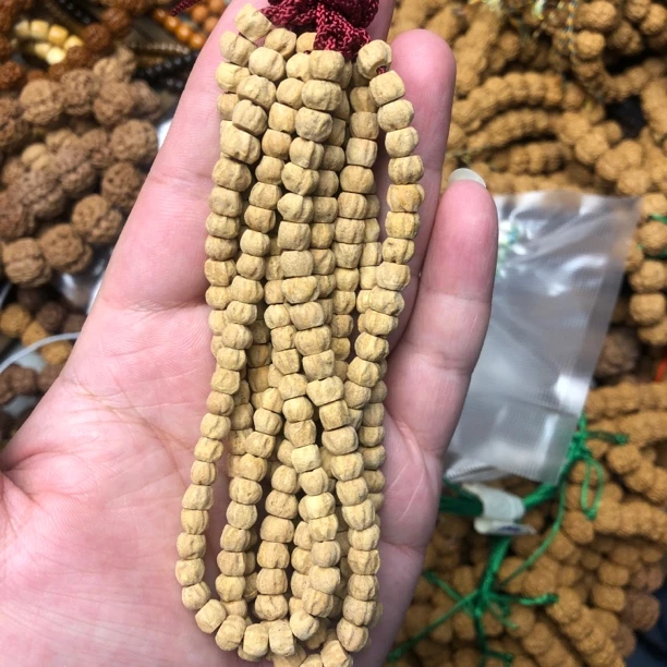 百香籽手持小单圈6-7mm柏香籽