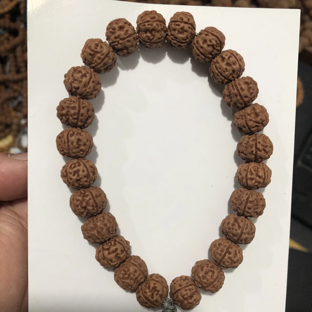 《勿里达老树王单圈手持10mm》金刚菩提手串小金刚紫红皮老树籽