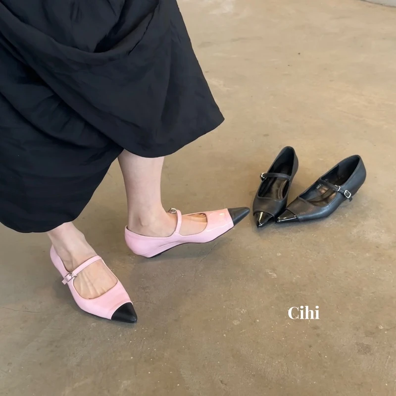 2-385-猫扑风铃-拼接法式气质名媛银色尖头坡跟高跟鞋浅口