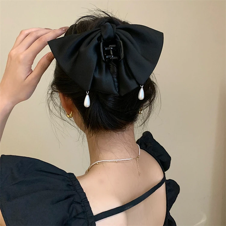 A在逃公主缎面大蝴蝶结发抓鲨鱼夹ins风后脑勺抓夹头饰发饰1028