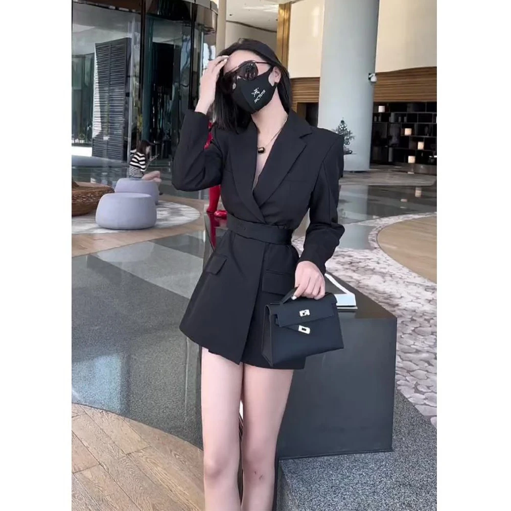 春秋新款女装黑色小西服高级感收腰带西装外套女套装配短裤西装裙