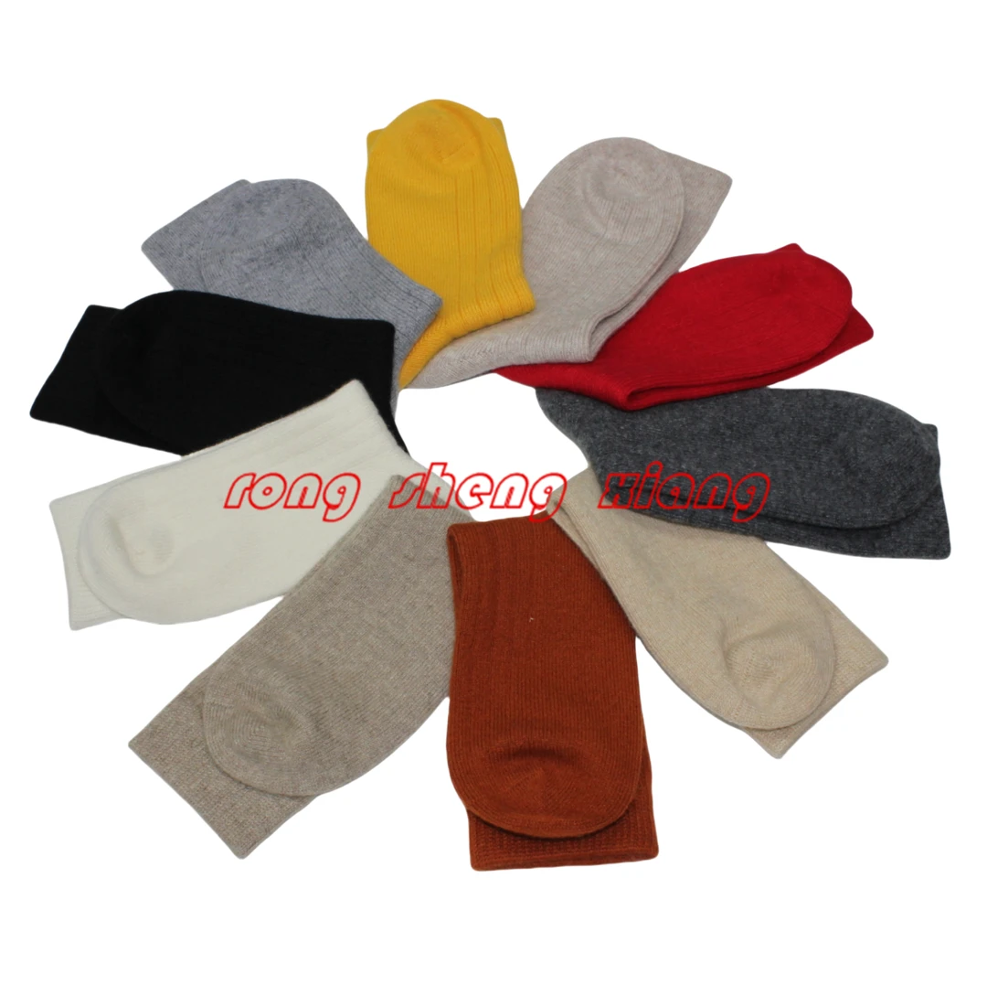 鄂尔多斯市原产地山羊绒抽条秋冬保暖吸汗女士休闲针织高腰袜